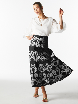 The Avenue Skirt - Black